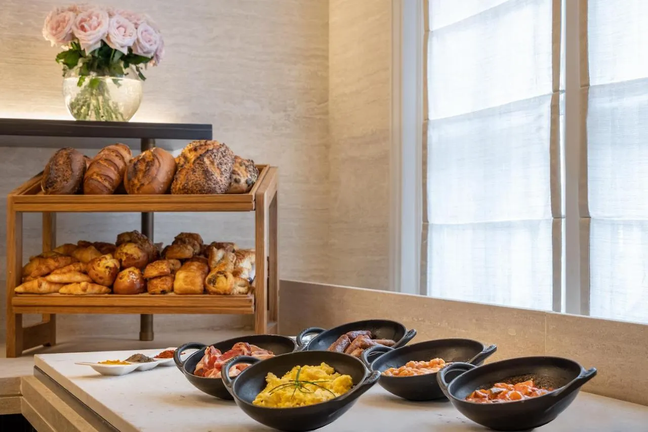 Hotel Elysia By Inwood Hotels Paris