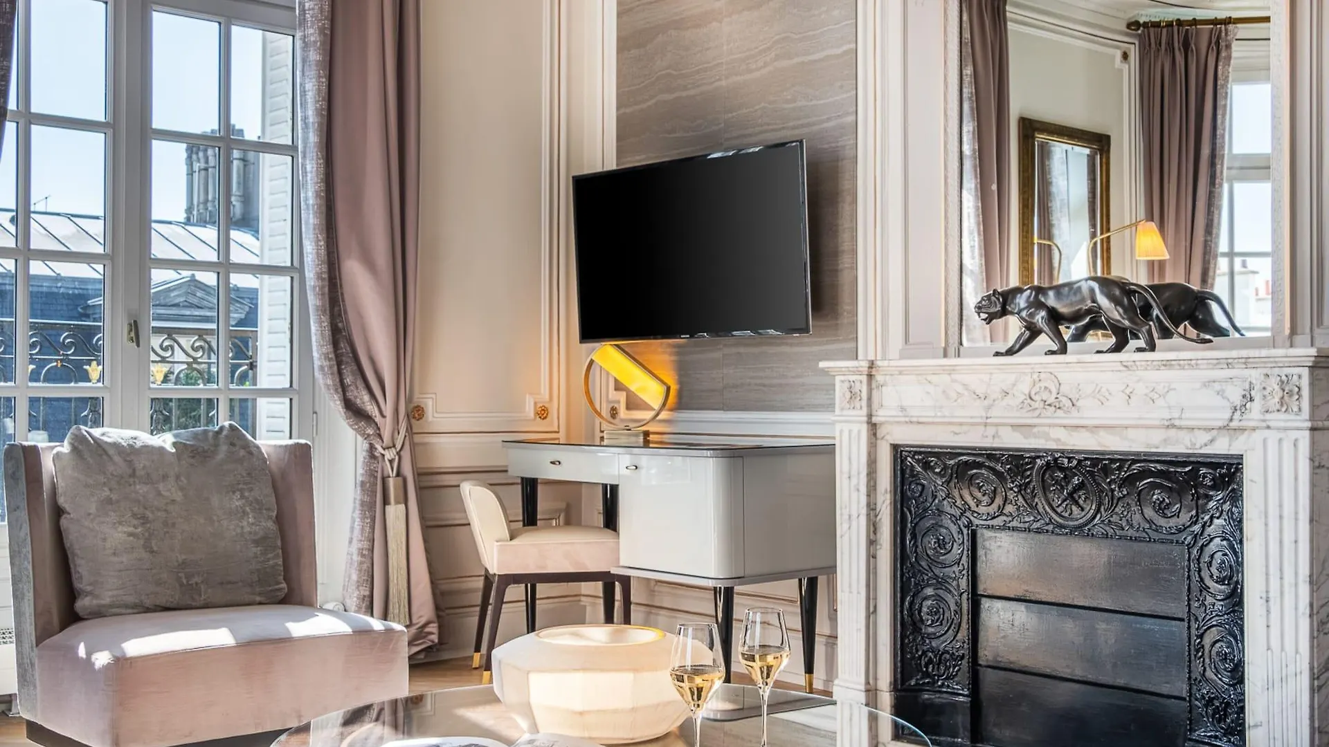 Hotel Elysia By Inwood Hotels Paris