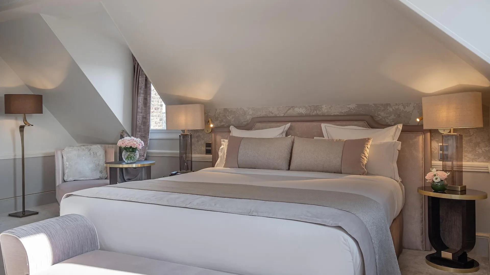 Hotel Elysia By Inwood Hotels Paris