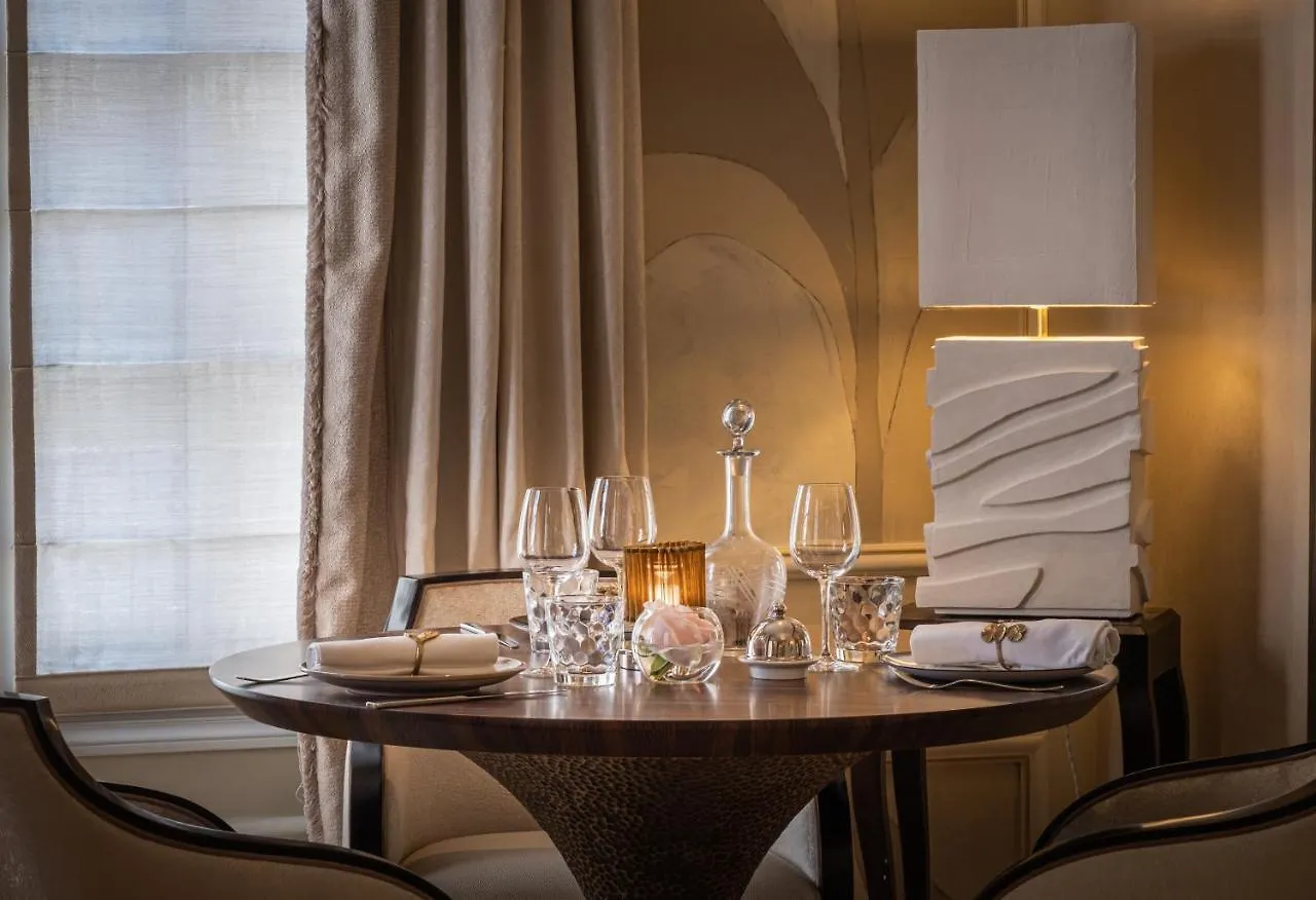 Hotel Elysia By Inwood Hotels Paris