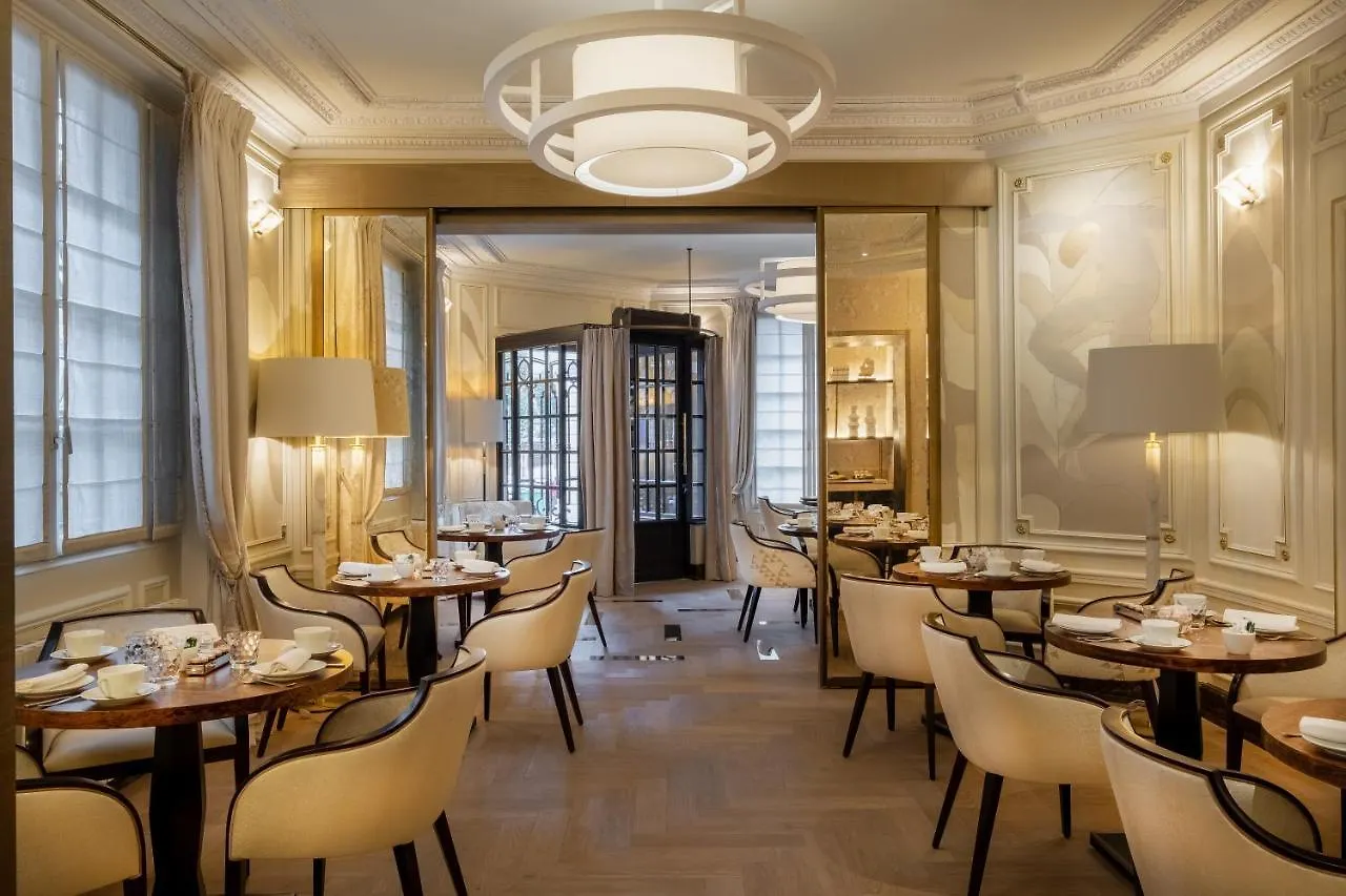 Hotel Elysia By Inwood Hotels Paris